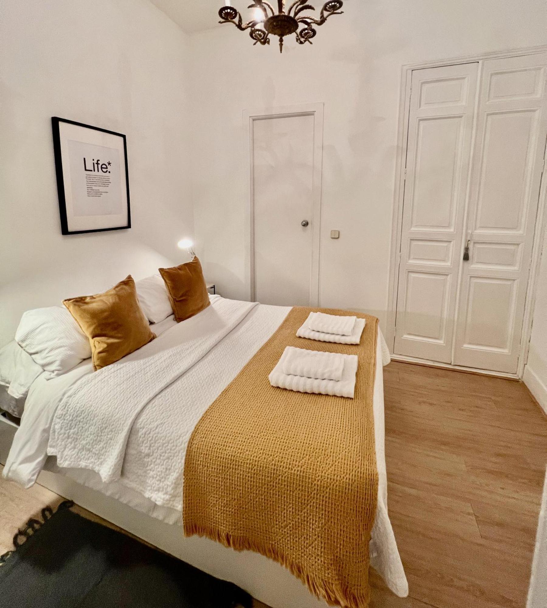 Urban Rooms Fuencarral Madri Exterior foto
