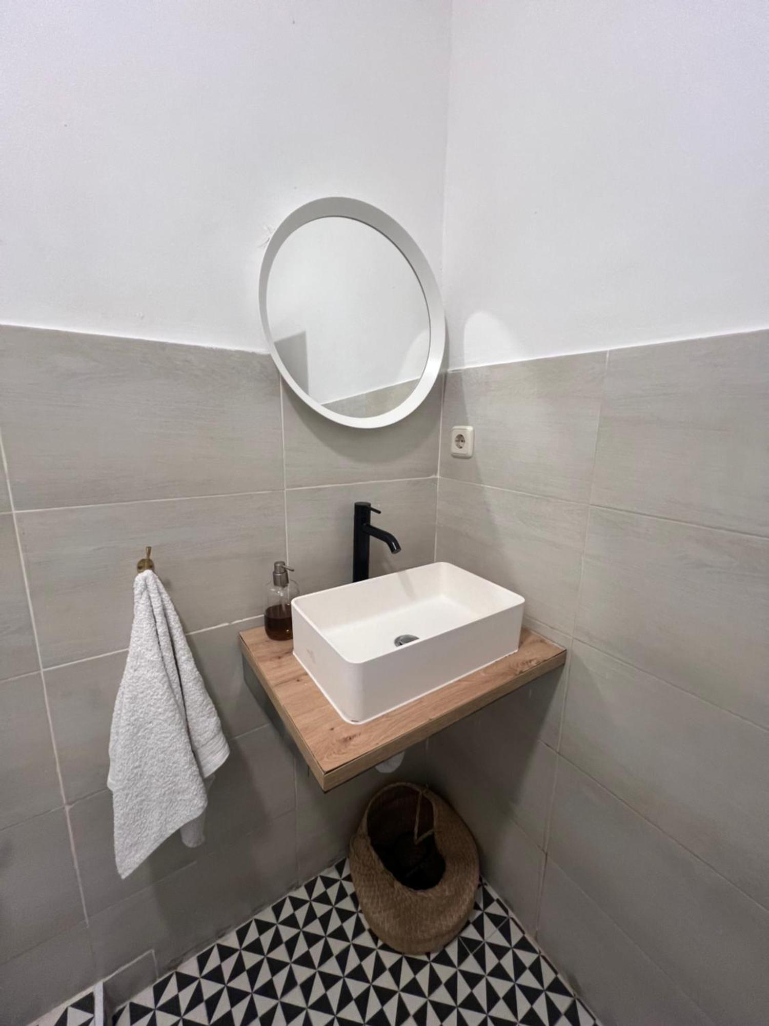 Urban Rooms Fuencarral Madri Exterior foto
