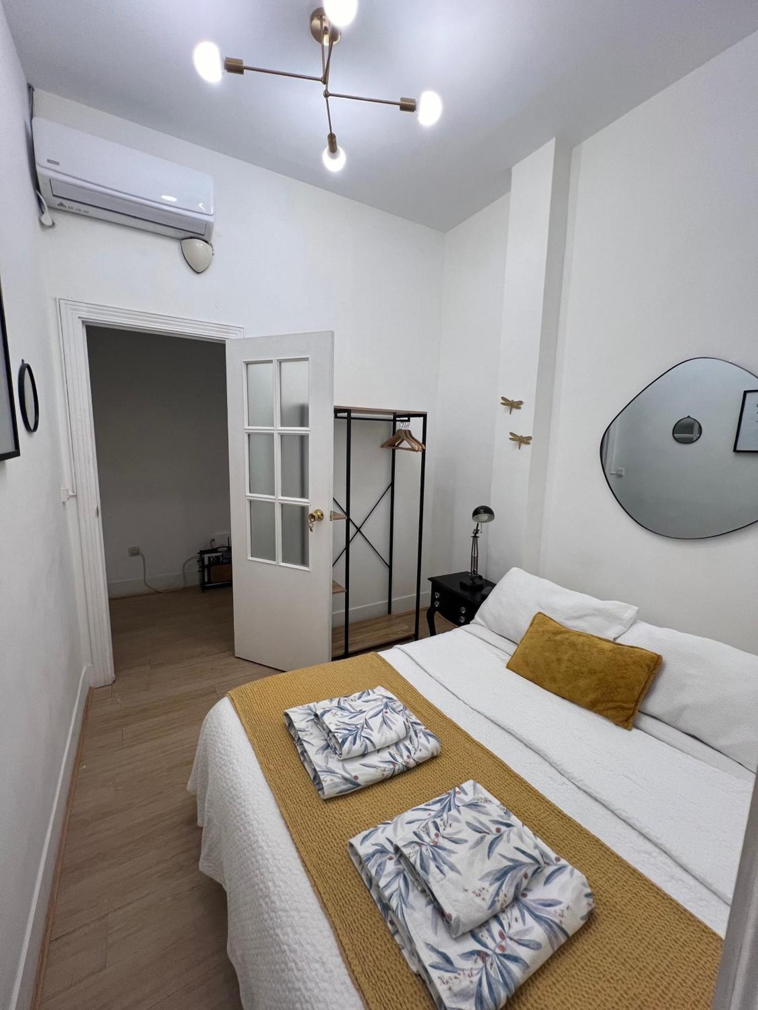 Urban Rooms Fuencarral Madri Exterior foto